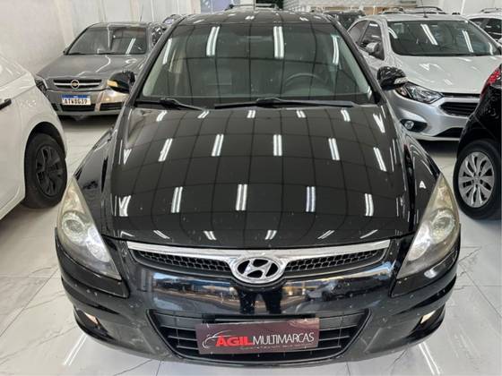 HYUNDAI I30 2.0 MPFI GLS 16V GASOLINA 4P MANUAL HYUNDAI I30 2.0 MPFI GLS 16V GASOLINA 4P MANUAL